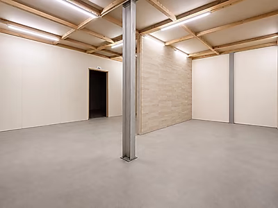 Warehouse for Rent – Old Industrial Area