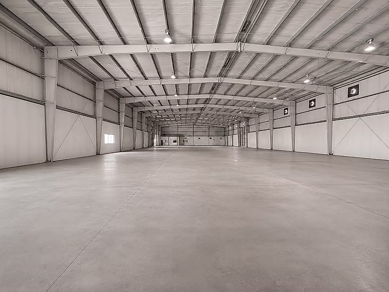 Warehouse for Rent – Old Industrial Area - Photo 5