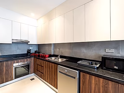 1-Bedroom Fully Furnished Apartment – La Plage