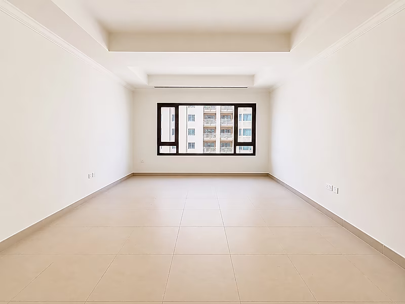 1 Bedroom + Office | Pool View | Partial Marina View | No Balcony - Photo 6