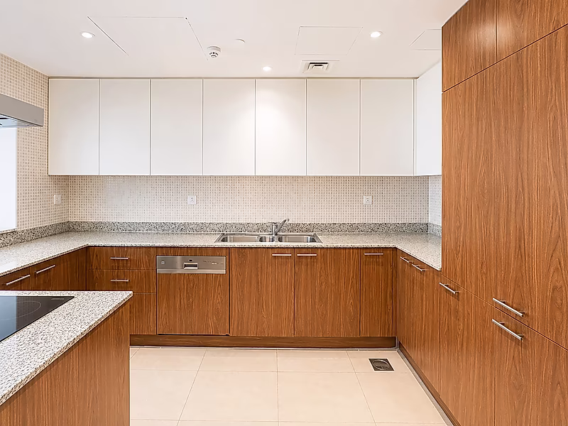 1 Bedroom + Office | Pool View | Partial Marina View | No Balcony - Photo 11