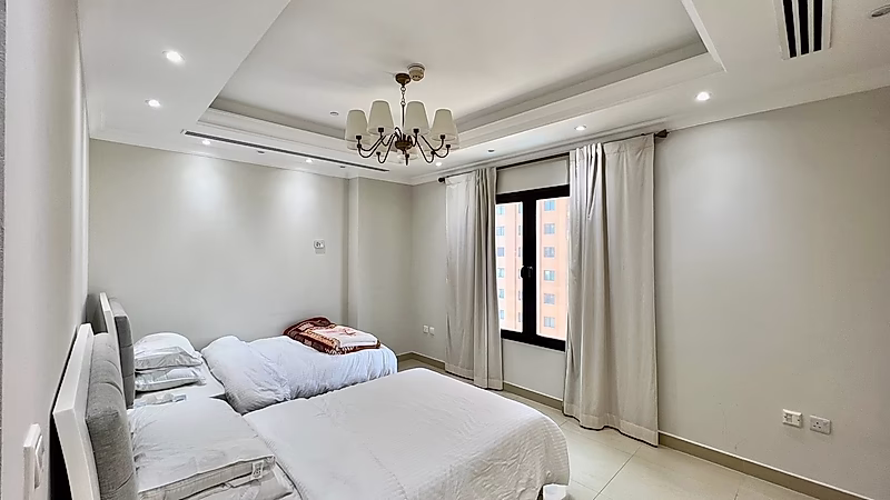 LUXURY 3BR+MAID | HUGE BALCONY | MARINA VIEW - Photo 4