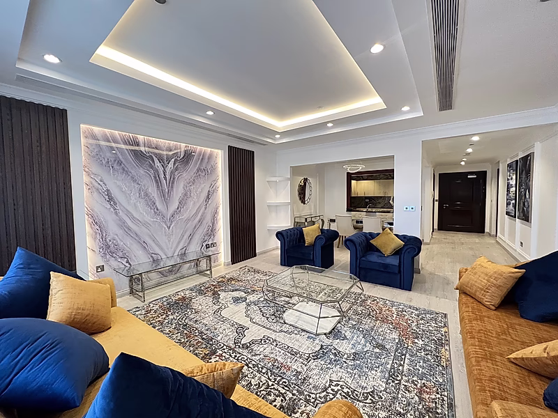 SPACIOUS 1-BEDROOM | TITLE DEED INCLUDED | PORTO - Photo 1