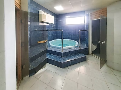 SPACIOUS 3BR + MAID VILLA WITH GREAT FACILITIES | AIN KHALED