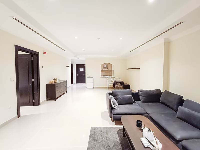 HOT INVESTMENT! SPACIOUS 1-BEDROOM APARTMENT | PORTO ARABIA - Photo 4