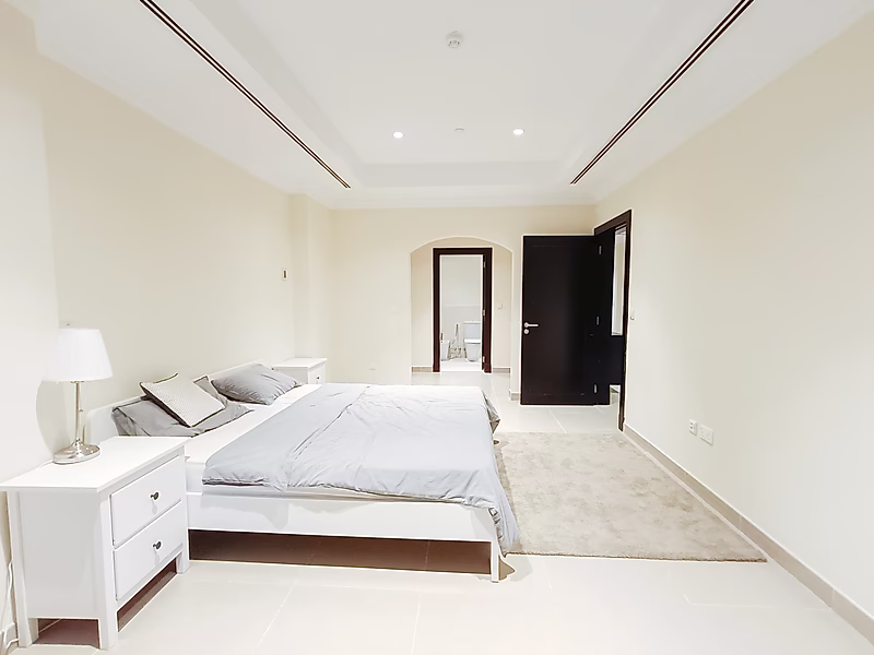 HOT INVESTMENT! SPACIOUS 1-BEDROOM APARTMENT | PORTO ARABIA - Photo 11