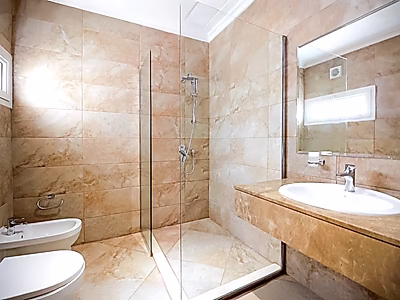 SPACIOUS 3 BEDROOM PLUS MAID VILLA IN ASPIRE ZONE