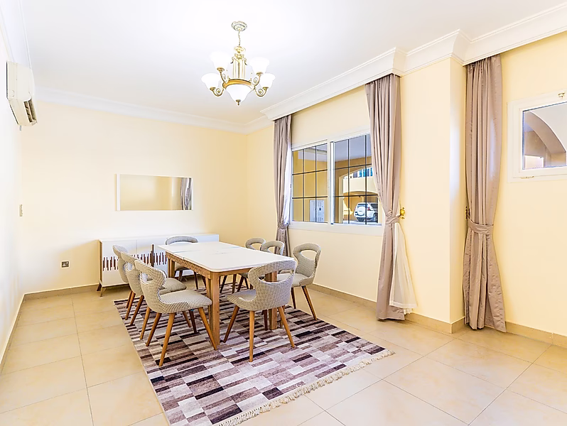 4BR + MAID VILLA IN FAMILY FRIENDLY COMPOUND - Photo 8