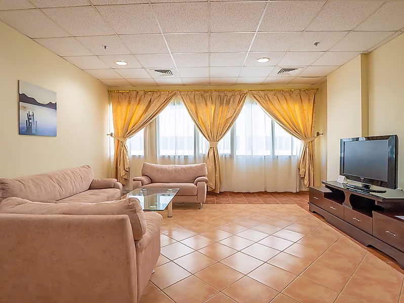 SPACIOUS 3BR FURNISHED APARTMENT | MSHEIREB - Photo 1