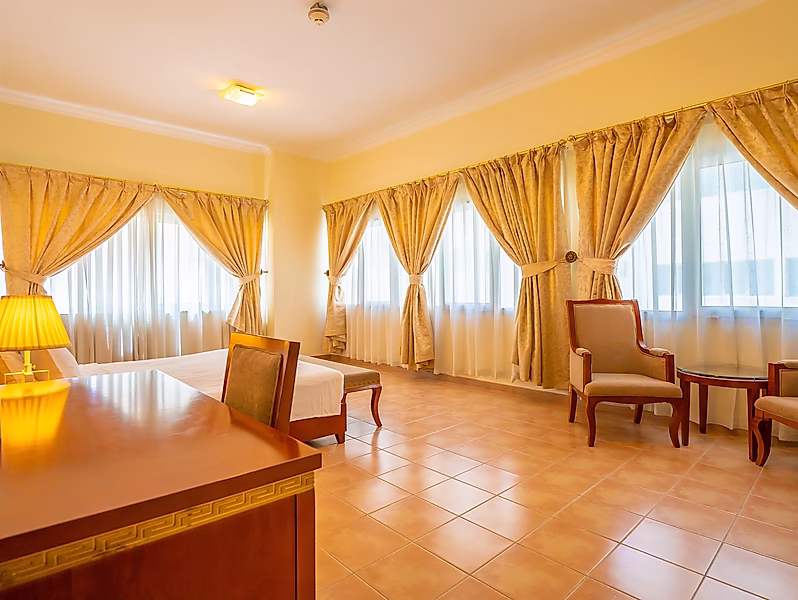 SPACIOUS 3BR FURNISHED APARTMENT | MSHEIREB - Photo 5