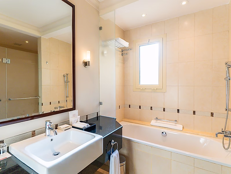 Stunning 3 BR+M Premium Compound Villa | FULLY FURNISHED | UTILITIES ALL INCLUDED - Photo 18