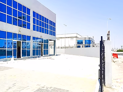 Expansive Opportunity Awaits: Massive Warehouse for Sale!
