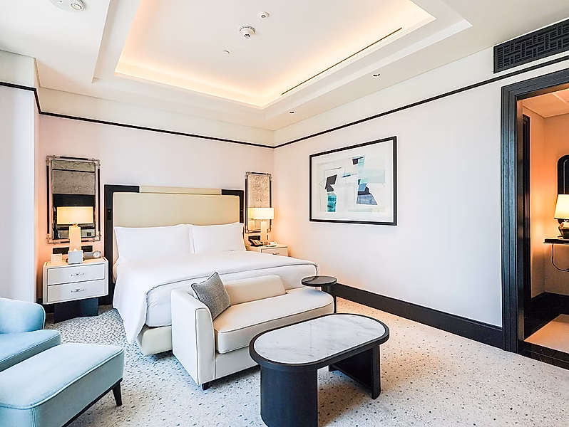 SPACIOUS STUDIO APARTMENT IN WEST BAY | Doha -Qatar - Photo 1
