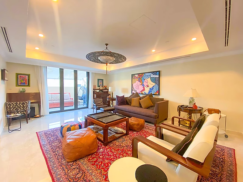 SPACIOUS TOWNHOUSE FOR SALE | PEARL - Photo 2