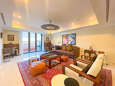 SPACIOUS TOWNHOUSE FOR SALE | PEARL