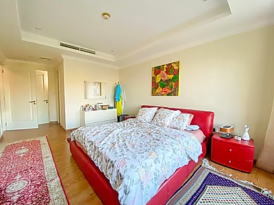 SPACIOUS TOWNHOUSE FOR SALE | PEARL