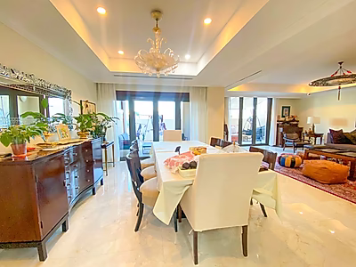 SPACIOUS TOWNHOUSE FOR SALE | PEARL