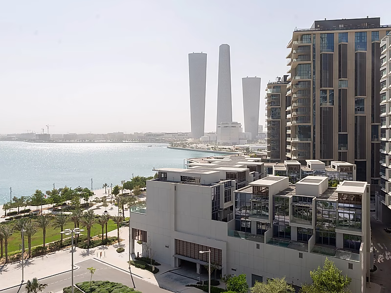 Premium 2BR with Breathtaking Views & 6-Year Payment Plan - Photo 1
