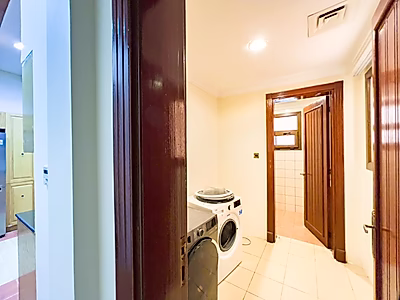 DIRECT SEA VIEW! 5 BEDROOM VILLA IN WESTBAY LAGOON