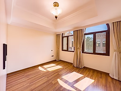 DIRECT SEA VIEW! 5 BEDROOM VILLA IN WESTBAY LAGOON