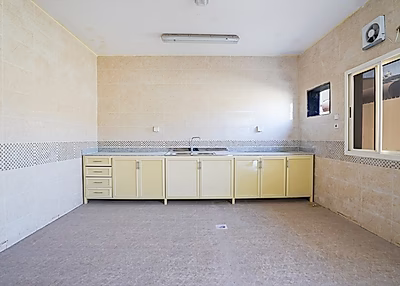 2,000 SQM WAREHOUSE WITH STAFF AND OFFICE SPACE | BIRKAT AL AWAMER
