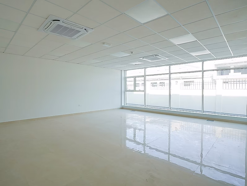 EXCEPTIONAL WAREHOUSE | BIRKAT AL AWAMER - Photo 2