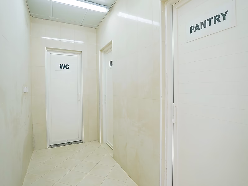 EXCEPTIONAL WAREHOUSE | BIRKAT AL AWAMER - Photo 36