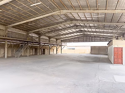 10% ROI || EXCLUSIVE || PRIME LOCATION || WAREHOUSE + OPEN LAND || 2500 SQM || INDUSTRIAL AREA