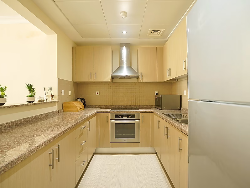 VIBRANT FURNISHED STUDIO | PORTO ARABIA - Photo 7