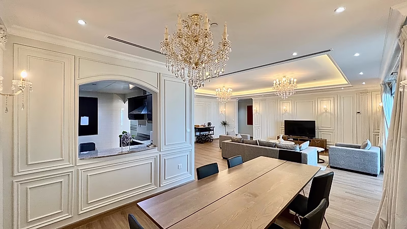 LUXURY 3BR+MAID | HUGE BALCONY | MARINA VIEW - Photo 11