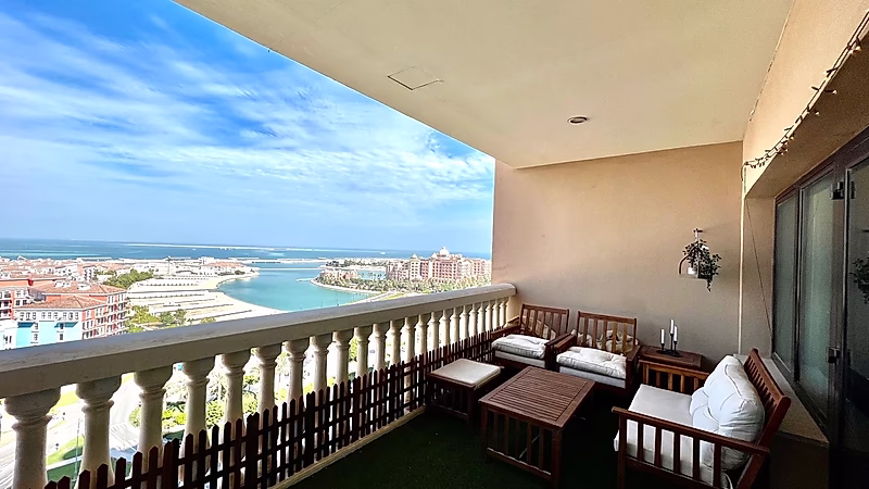 LUXURY 3BR+MAID | HUGE BALCONY | MARINA VIEW - Photo 13