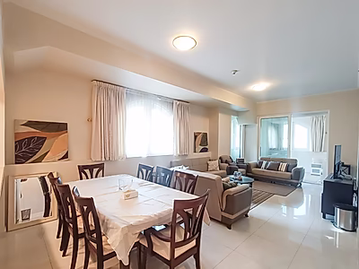 SEA VIEW APARTMENT WITH BEACH ACCESS
