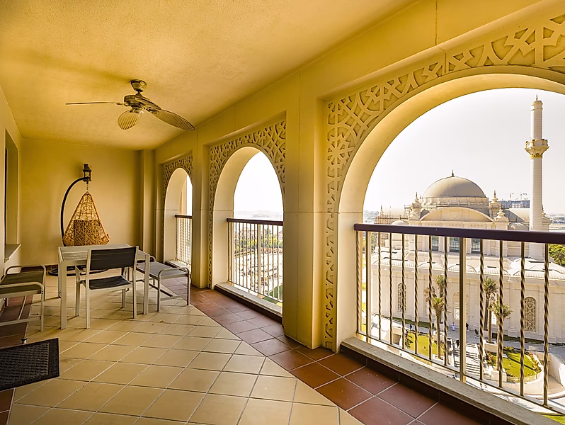 HIGH VALUE 1 BEDROOM  IN PORTO ARABIA - Photo 6