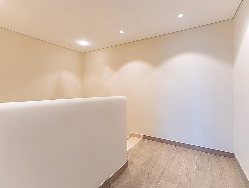 Luxury Waterfront Chalet | 2+ BR - Photo 5