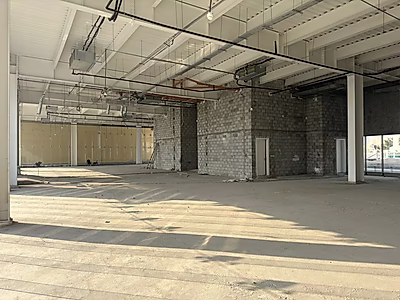 Prime Retail Shop for Lease – 853 sqm on Main Road | Brand New