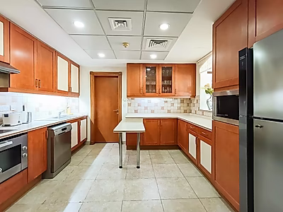 Luxurious 3BR+M Apartment with Modern Elegance