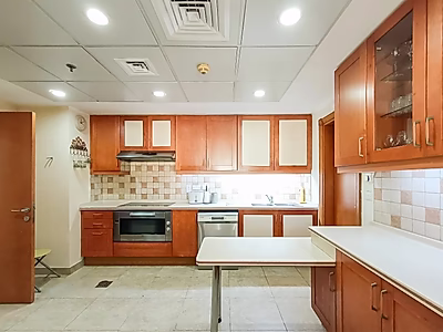 Luxurious 3BR+M Apartment with Modern Elegance