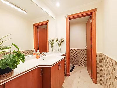 Luxurious 3BR+M Apartment with Modern Elegance