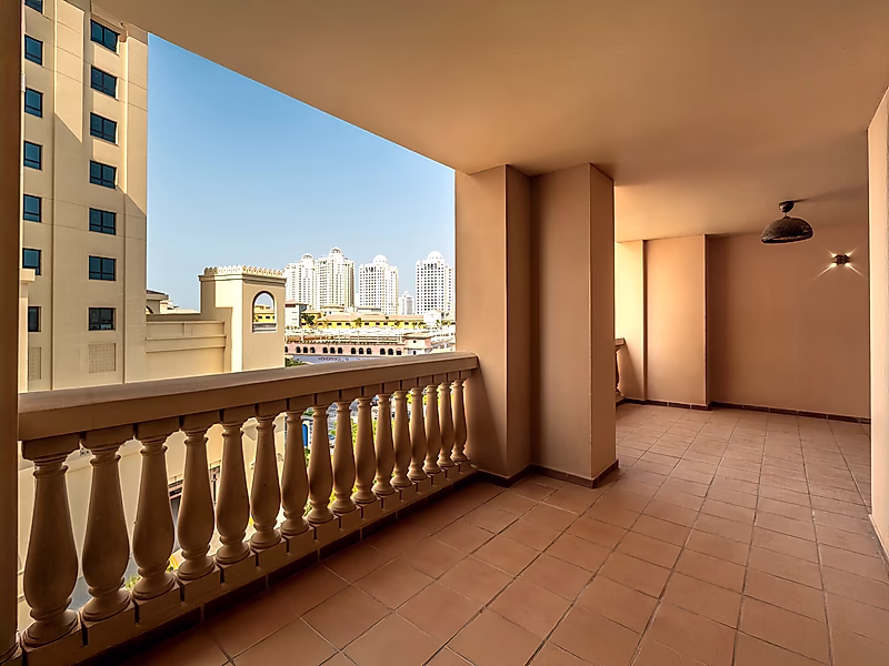 Largest 1-Bedroom Apartment in Porto Arabia for Sale - Photo 8