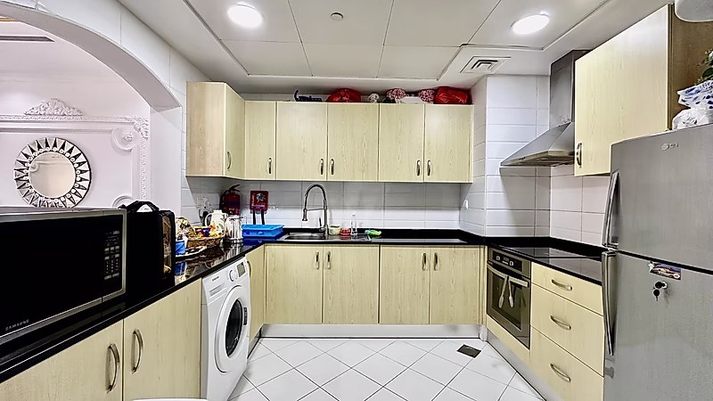 Semi Furnished 1 BR + Office | High Floor | Balcony - Photo 10