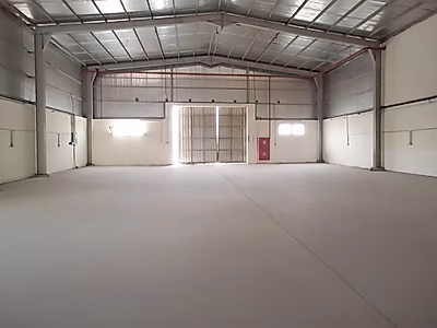 For Sale: Labor Camp with 42 Rooms and 3 Warehouses in Prime Industrial Area
