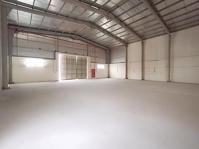 For Sale: Labor Camp with 42 Rooms and 3 Warehouses in Prime Industrial Area - Photo 6
