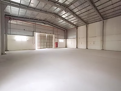 For Sale: Labor Camp with 42 Rooms and 3 Warehouses in Prime Industrial Area