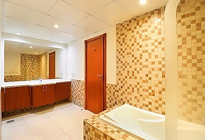 RENOVATED 3BR WITH FULL MARINA VIEW FOR SALE