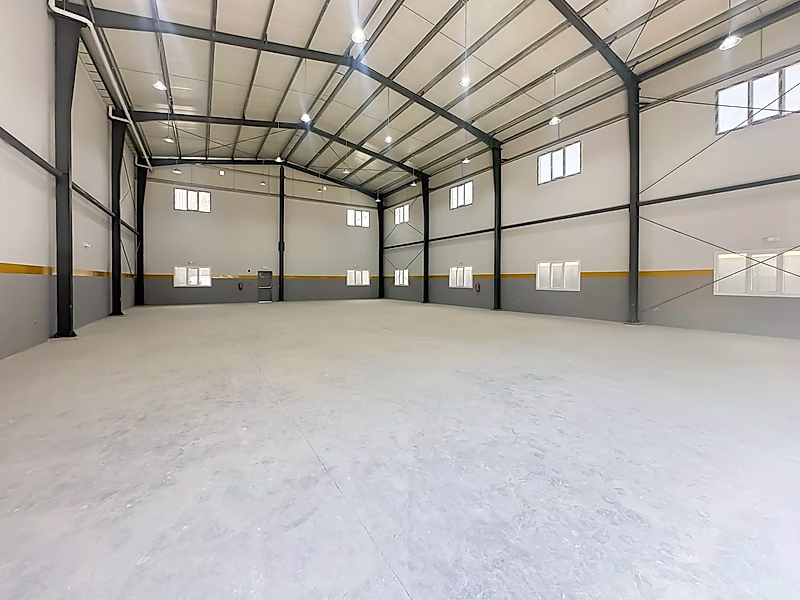 Brand-New 1000 SQM Warehouse in Birkat Al Awamir - Photo 5