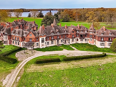 The Legendary Château d’Armainvilliers | €180M Rothschild Estate