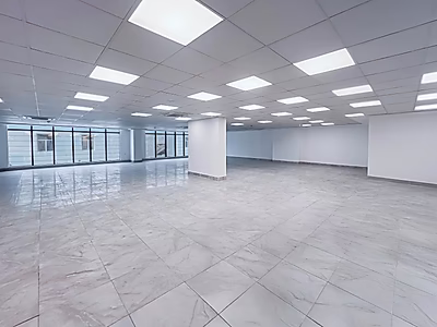 Open space office in Al Sadd | 351 sqm