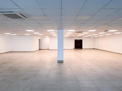 Open space office in Al Sadd | 351 sqm