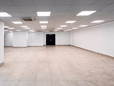 Open space office in Al Sadd | 351 sqm