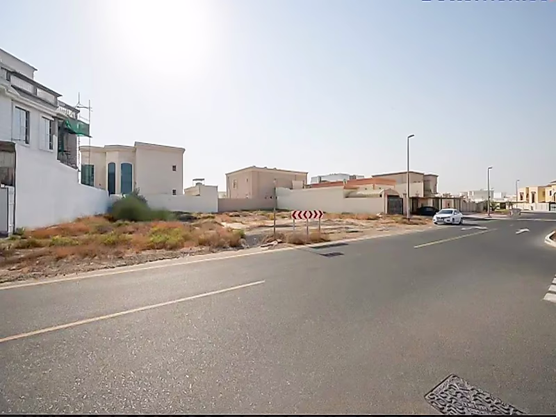 Exclusive Plot for Sale in Al Khawaneej, Dubai - Photo 1